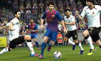Pro Evolution Soccer 2013 także doczekał się galerii nowych screenów